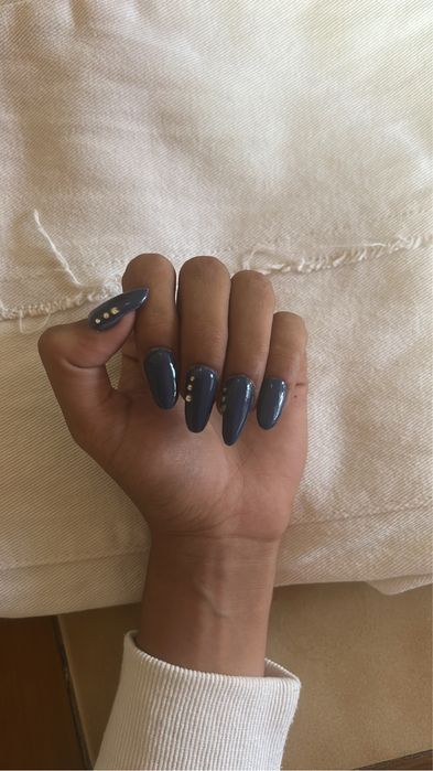 Faço unhas, bom preço