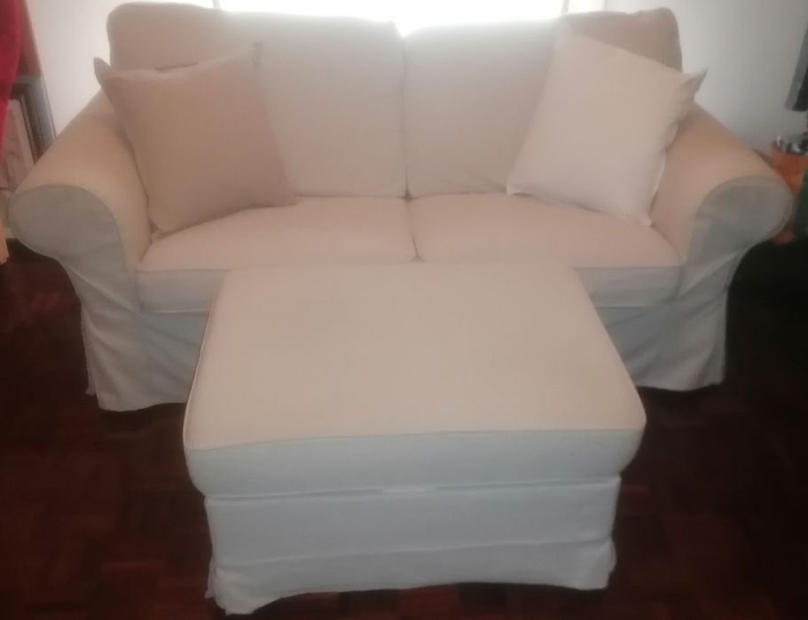 Sofá dois lugares