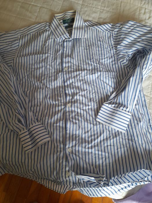 Camisa para homem às riscas azuis e brancas  Nunes Corrêa