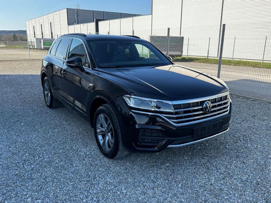 Бампер Volkswagen Touareg 3 2018- разборка фольцсваген запчастини