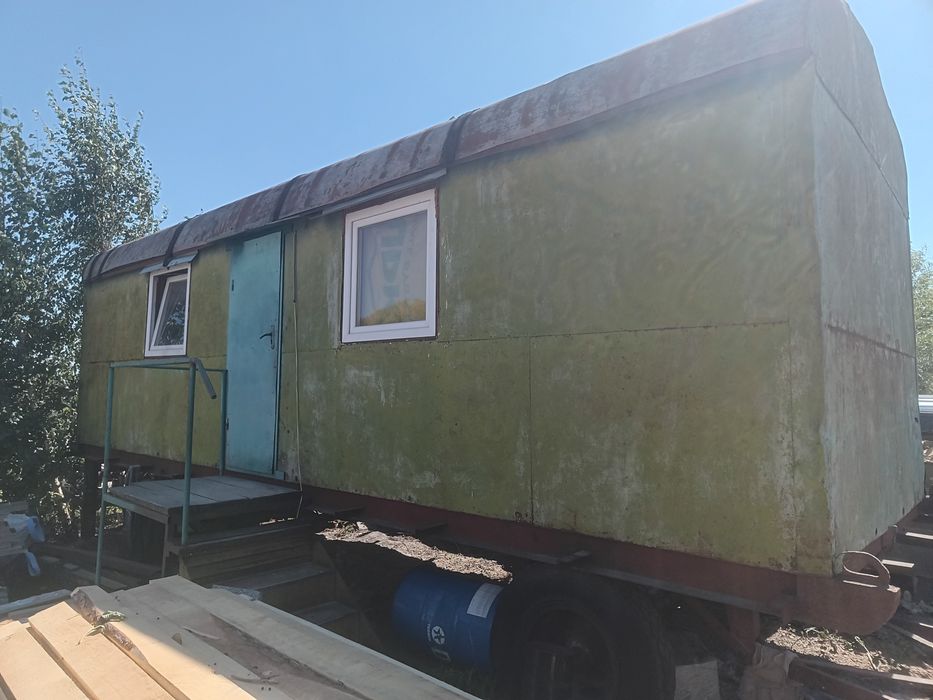 Кунг вагончик військовий на колесах