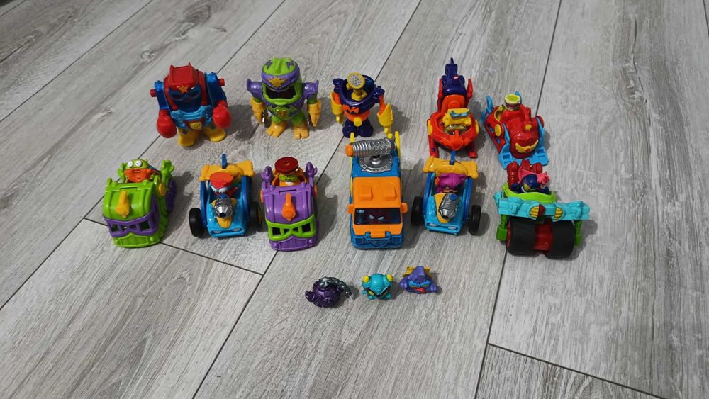 Zestaw pojazdów super zings