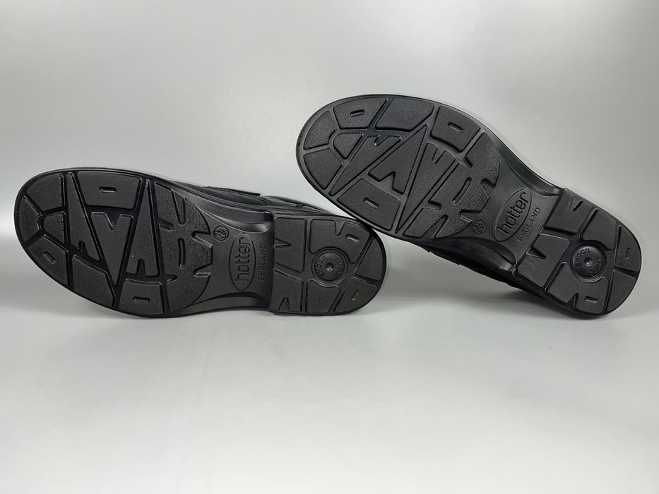 Кроссовки Hotter 41 размер (по стельке 26.5 см)