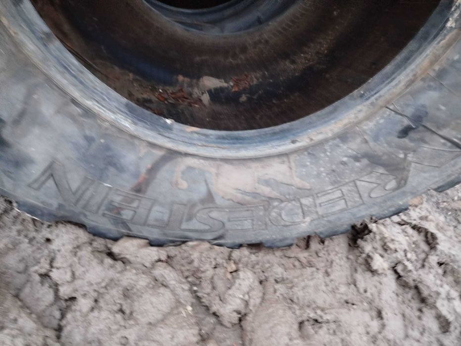 Opony rolnicze 750/45R26.5 Vredestein przyczepa tandem beczka