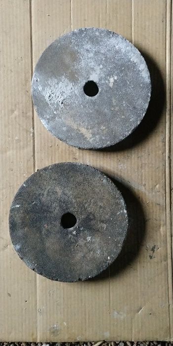 Точильные камни, пара