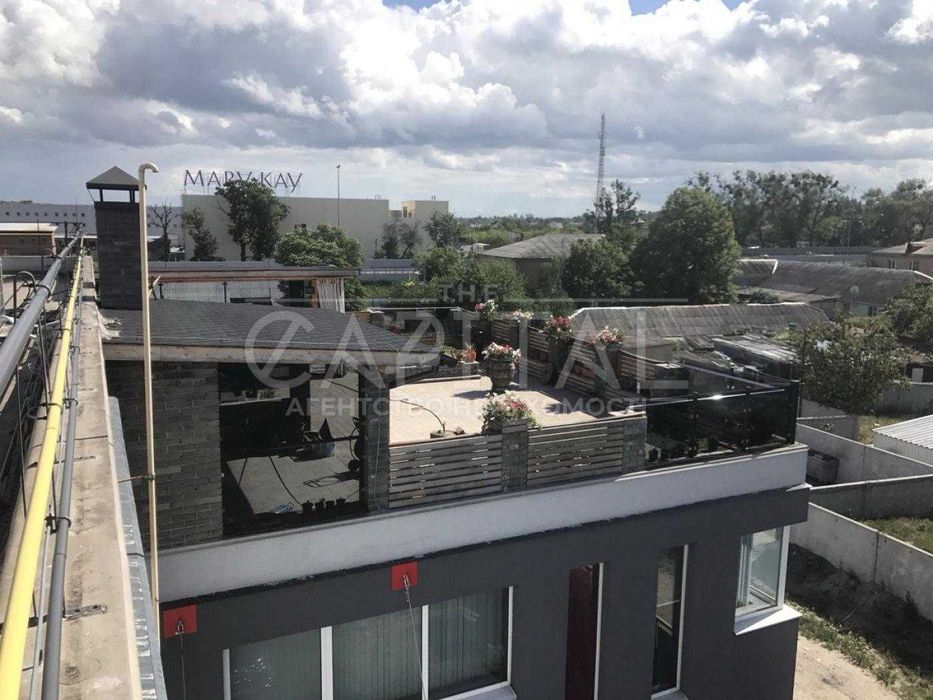 Продаж офісно-складського виробничого комплексу Стоянка Київська обл.