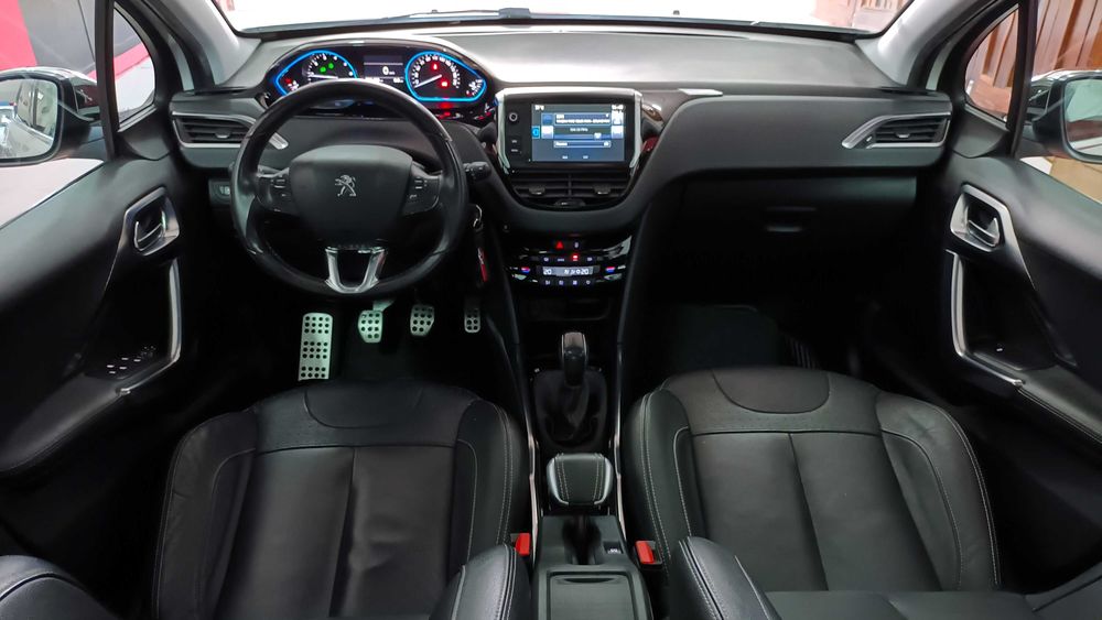 PEUGEOT 2008 1.2 PURETECG ALLURE