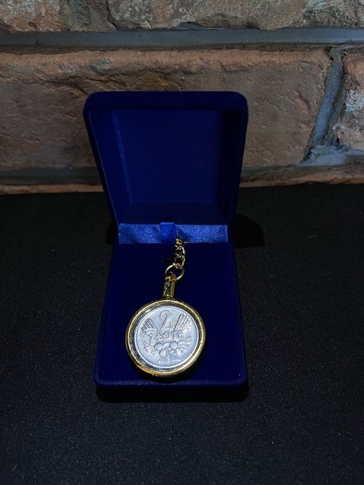 Brelok złoty kolekcjonerski moneta 2 zł na jagody PRL