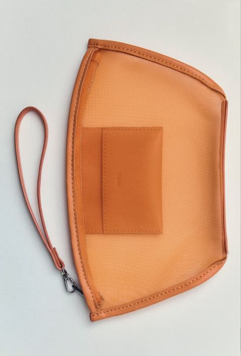 Косметичка Mango новая