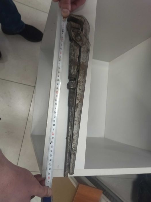 Ключ газовый разводной. Рожковый ключ