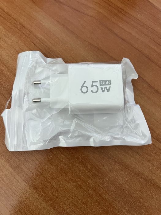 GaN зарядное 65W