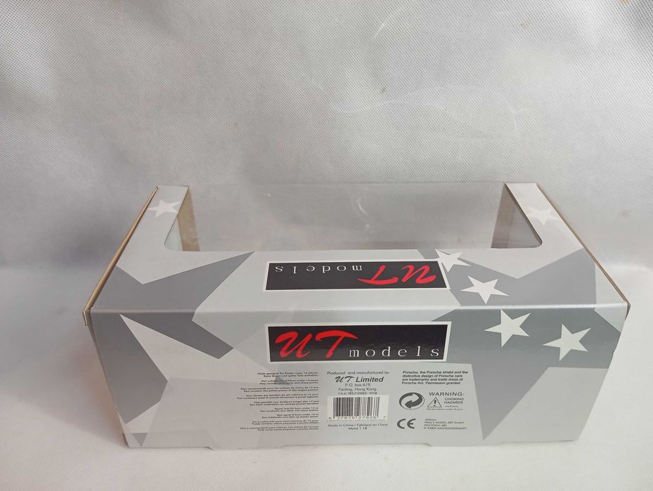 UT Models Porsche 911 Carrera S 1:18