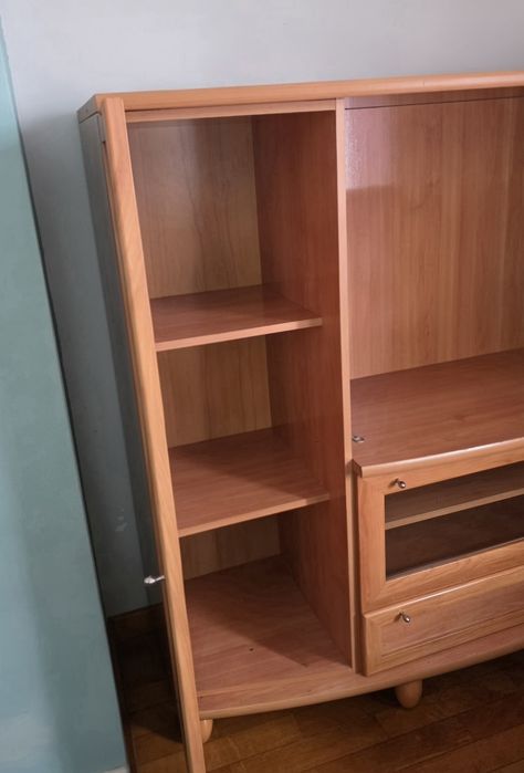 Conjunto de móveis de sala elegante e espaçoso