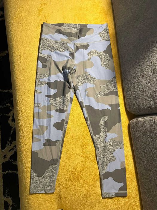 Legginsy sportowe marki Aerie w rozmiarze M