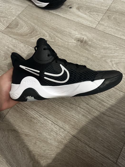 кросівки Nike zoom