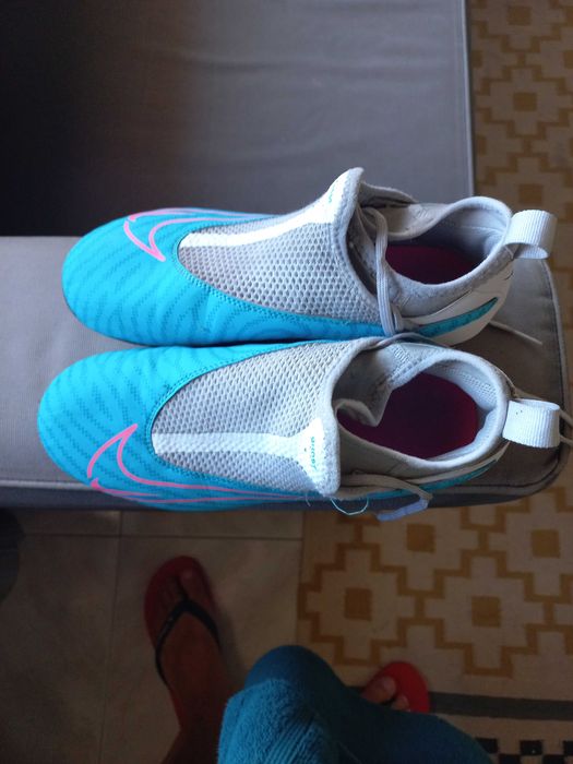 Chuteiras Nike Novas