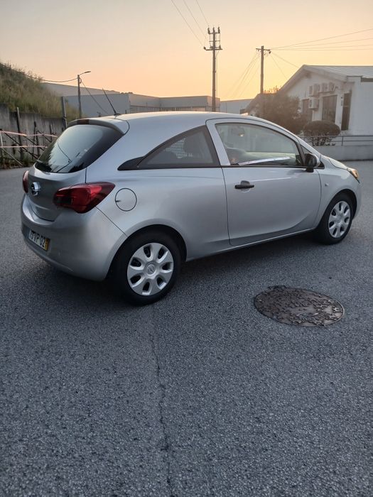 Opel corsa comercial