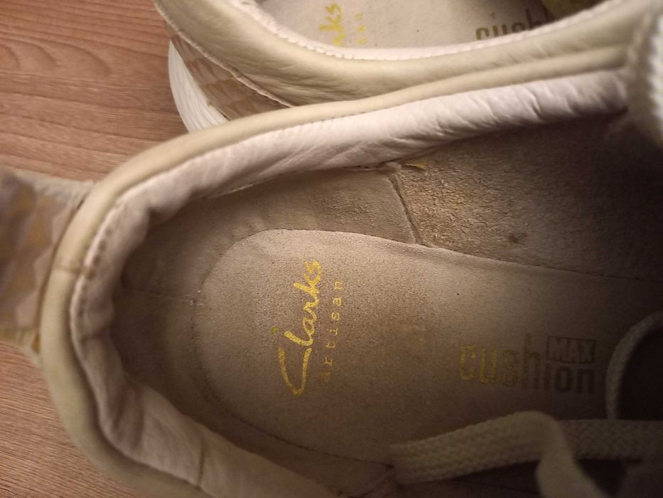 Кроссовки кожаные Clarks artisan размер 38.