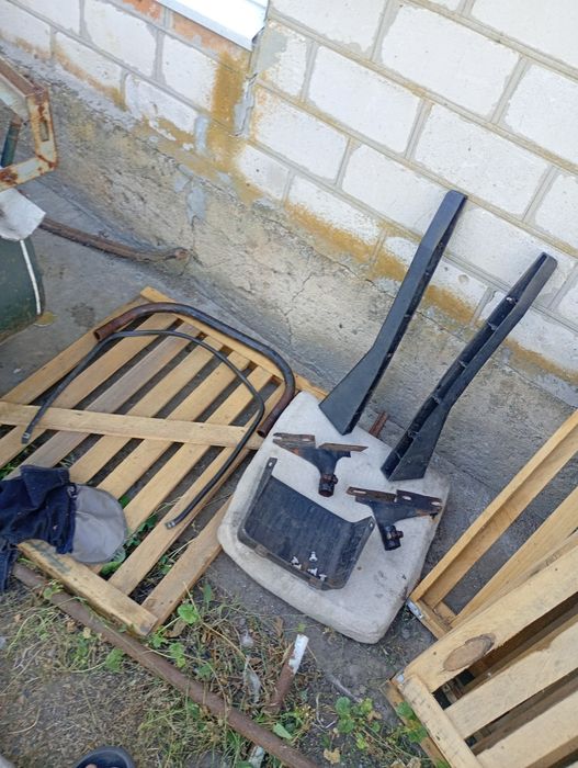 Иж каляска запчастини