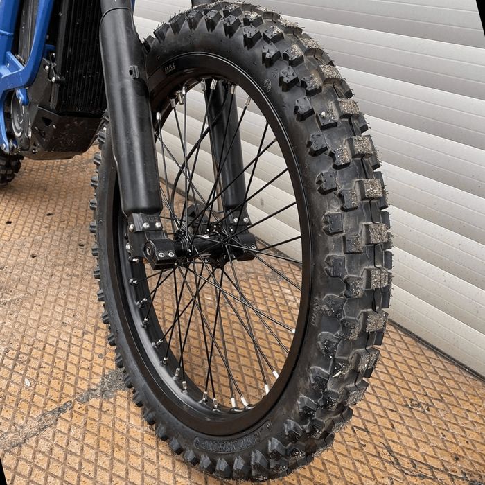 18"x1.85 Przednie koło SurRon