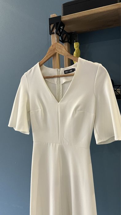 Біла сукня Must Have