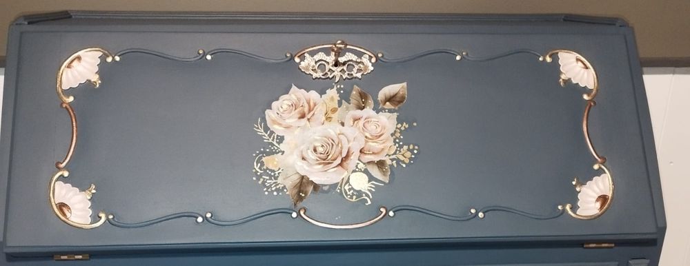 Elegante escrivaninha/secretária D. João V