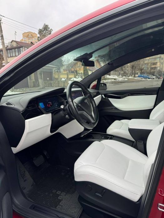 Tesla model X 100D