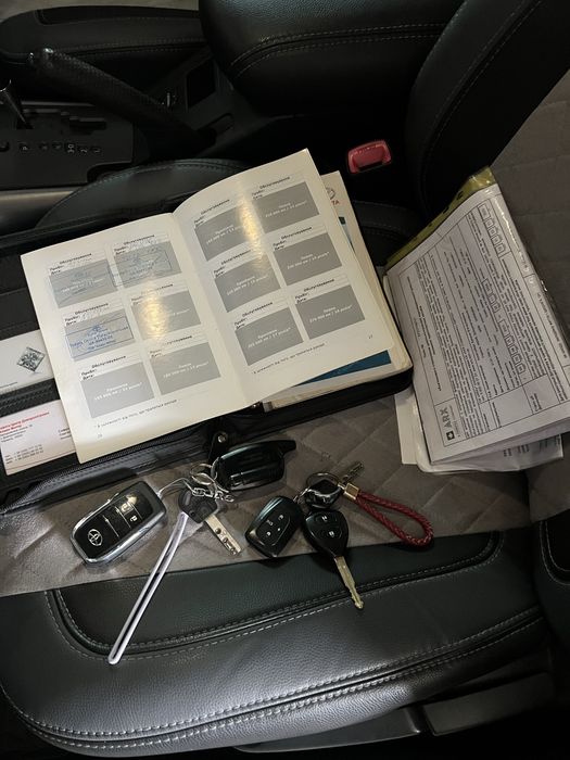 Продам Toyota RAV4 2007г автомат  2,0 газ/бензин