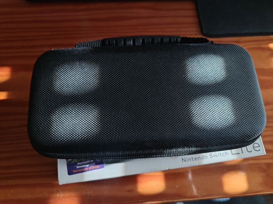 Nintendo Switch lite desbloqueada com caixa e bolsa de viagem