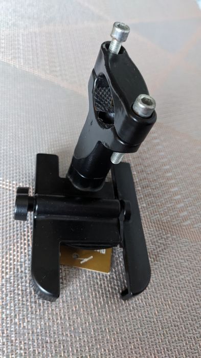 Крепление для телефона металлическое