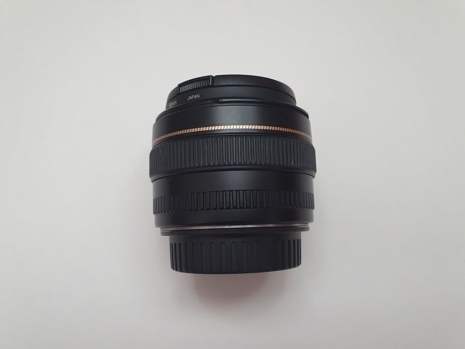 Об'єктив Canon 50-1,4.