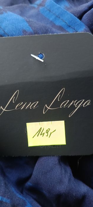 Sukienka plus size Lena Largo  100% wiskoza granat niebieski dekolt V
