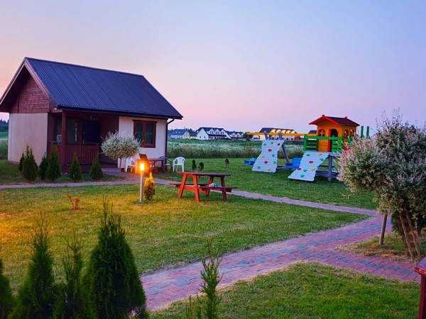 Domki nad morzem, Lu Anna Sarbinowo