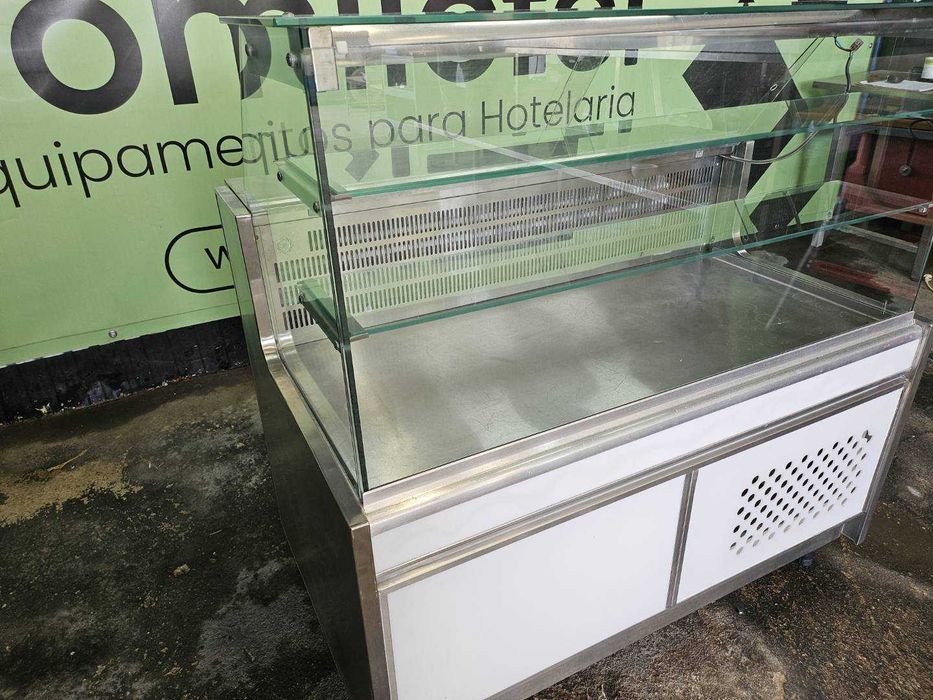 Vitrine refrigerada como nova