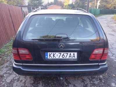 Mercedes E Klasa