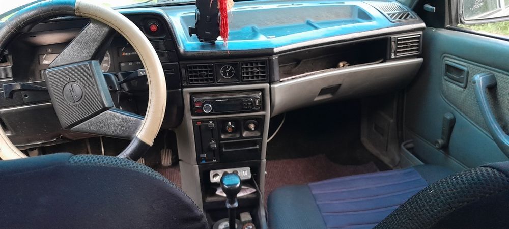 опель кадет 1987р.