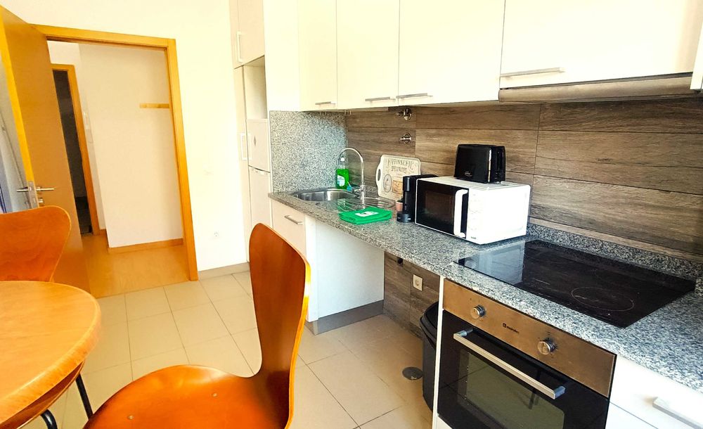 APARTAMENTO EQUIPADO NO CENTRO DO FUNDÃO