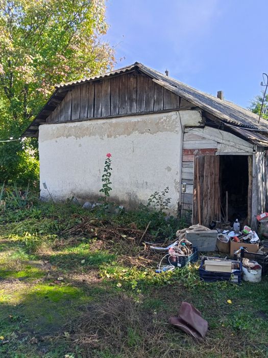 Продаж будинку в селі