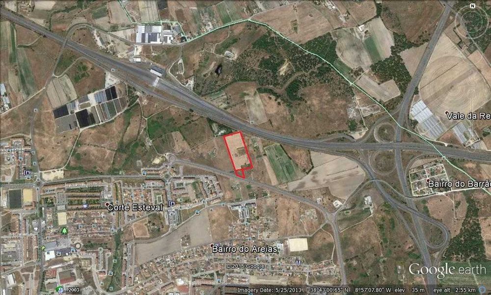 Terreno com 23.697 m2 entre a circular externa e A12 - Montijo