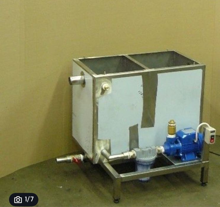 Накопичувальний бак води для гідрофільтра