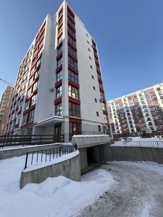 Продається паркомісце в ЖК Містечко Козацьке