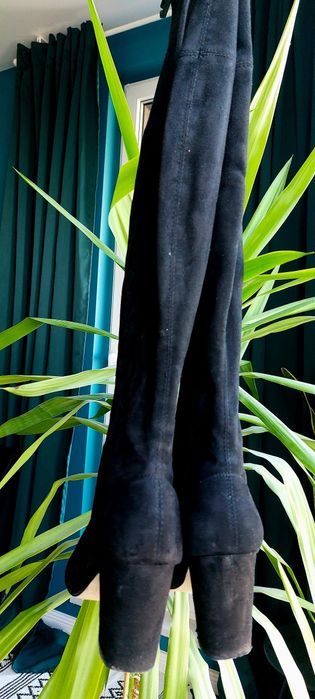 Czarne, zamszowe kozaki za kolano HIT r. 37