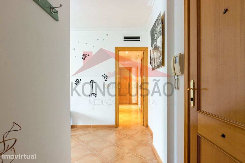 T2 no Carregado, o lugar ideal para o seu lar!