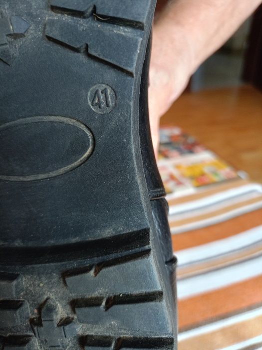 Obniżka! Buty czarne Bluebox-nr41.