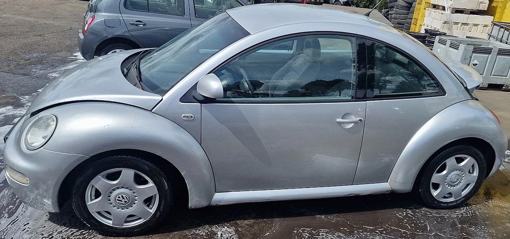 Vw New Beetle Srebrny Czesci