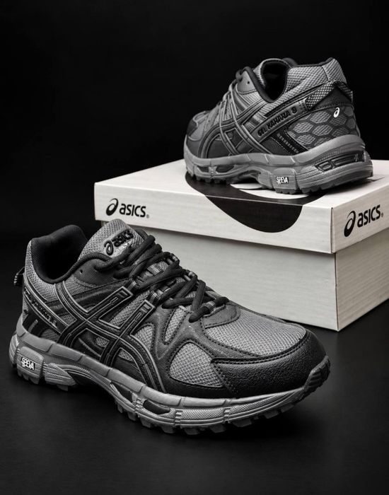 Кросовки Asics 46 р.