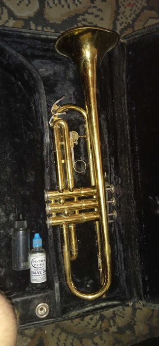 Продам трубу  Holton U.S.A.