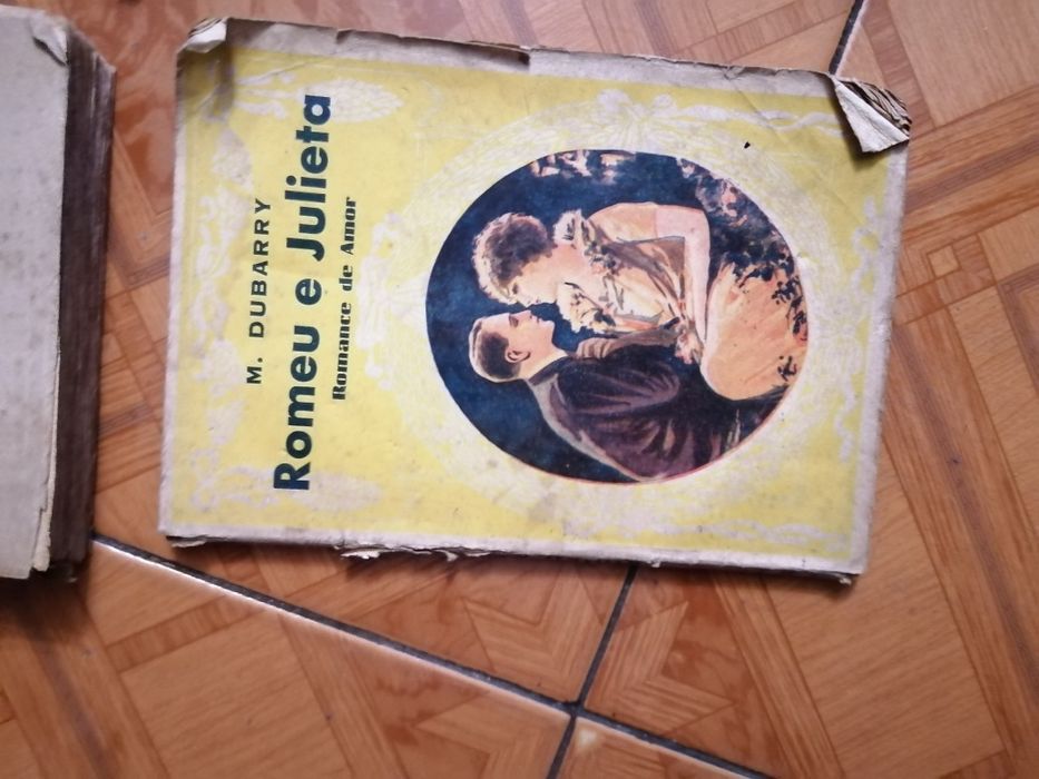 Livros de colecção artigos muito antigos