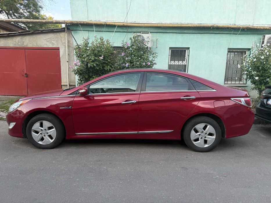 Hyundai Sonata 2.4 Hybrid