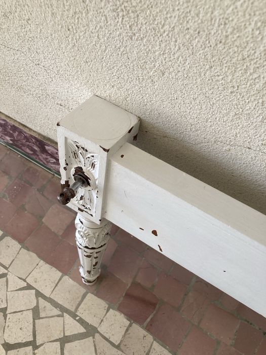 Cama individual, madeira e palhinha, estilo luis XVI